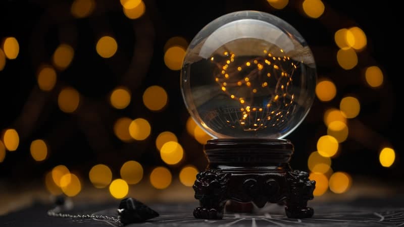 Do Psychics Really Have The Power To Bring A Lover Back Into Your Life?